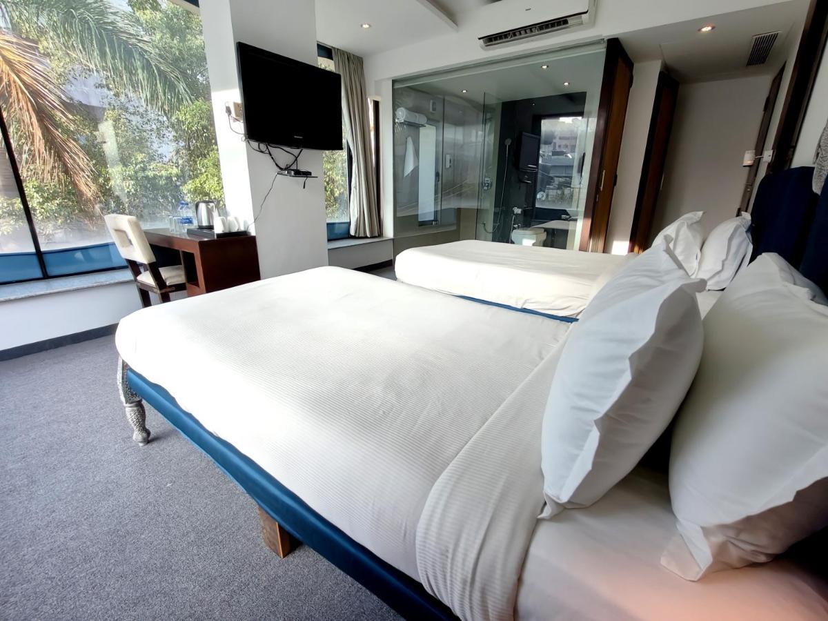 The Sky Imperial Hotel Yahvi 巴罗达 外观 照片
