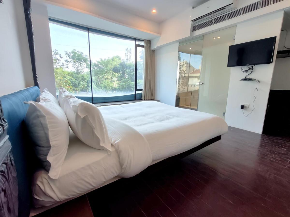 The Sky Imperial Hotel Yahvi 巴罗达 外观 照片