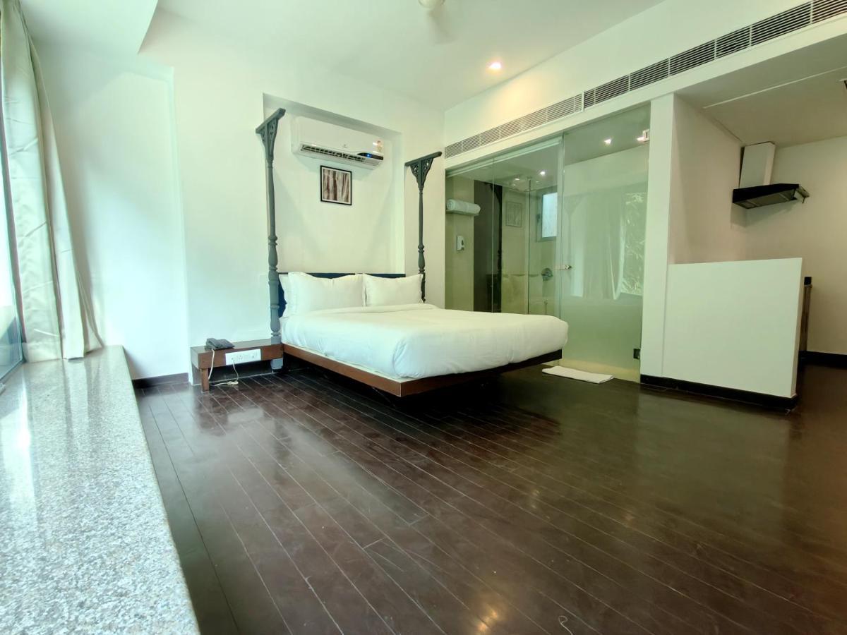 The Sky Imperial Hotel Yahvi 巴罗达 外观 照片