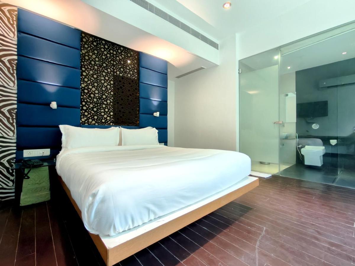 The Sky Imperial Hotel Yahvi 巴罗达 外观 照片