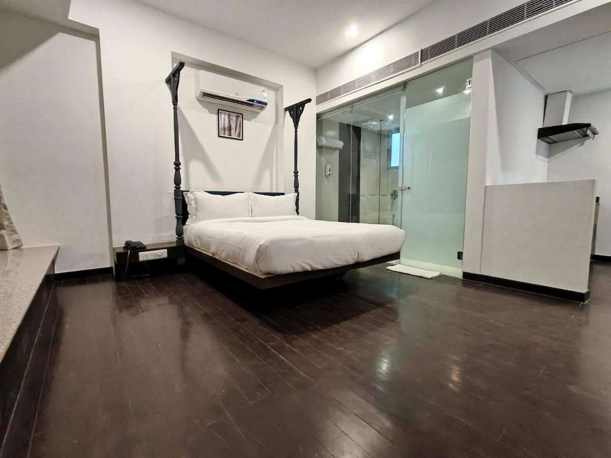 The Sky Imperial Hotel Yahvi 巴罗达 外观 照片